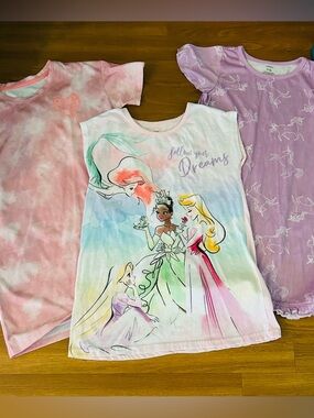 3 nightgowns Disney Princess Pastel Tie-Dye & lavender unicorn Sz 6/6x 1 nwt